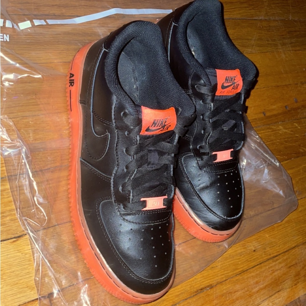 Air forces. 7y